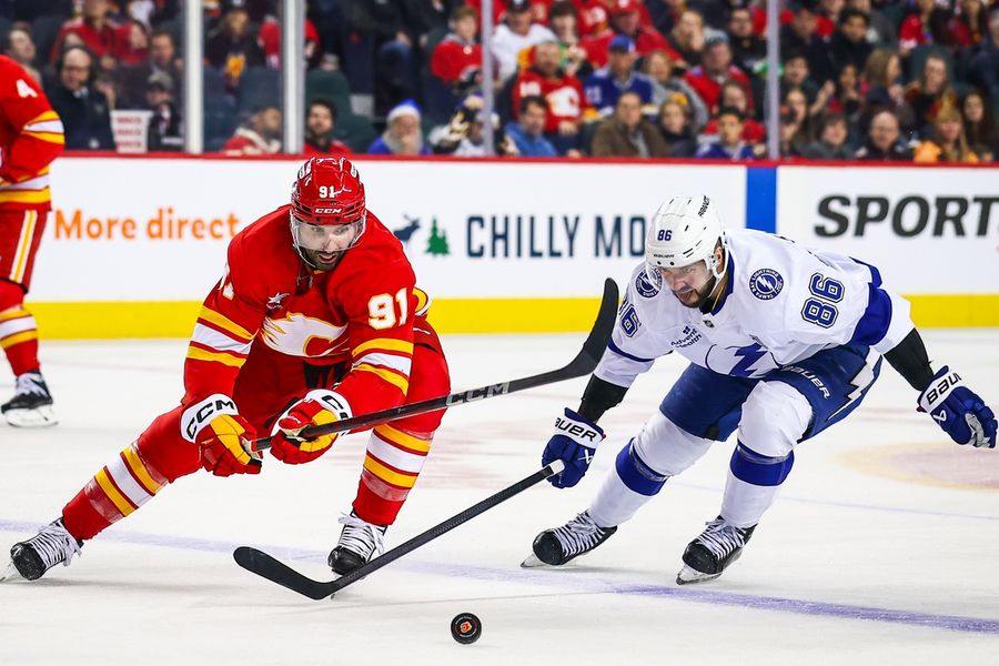 NHL: Tampa Bay Lightning at Calgary Flames