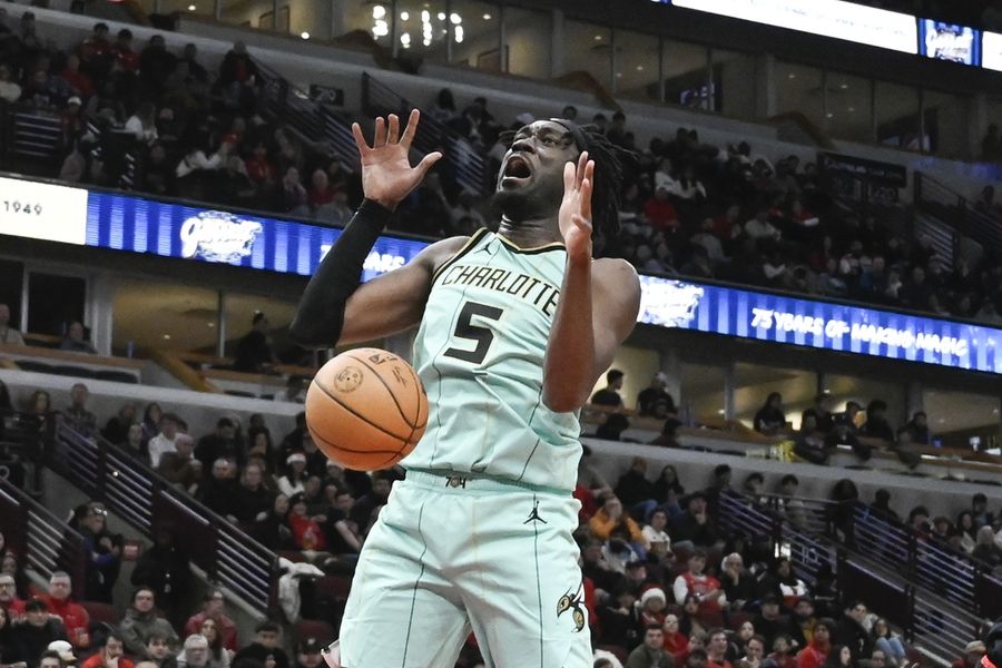 NBA: Charlotte Hornets at Chicago Bulls