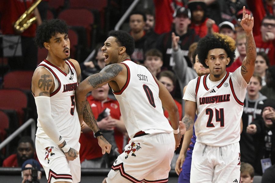 NCAA Basketball: Clemson at Louisville