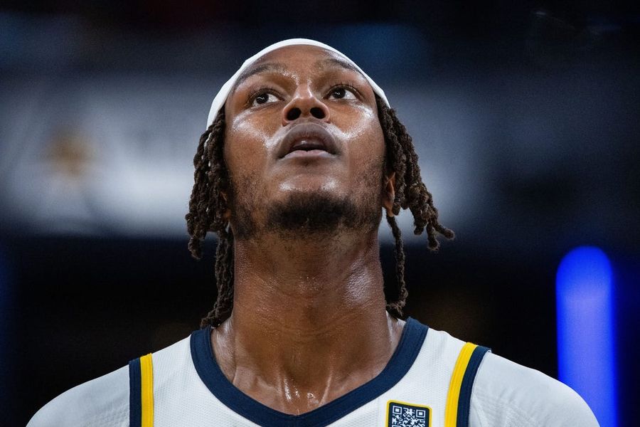 NBA: Atlanta Hawks at Indiana Pacers