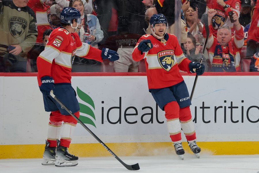 NHL: New York Islanders at Florida Panthers