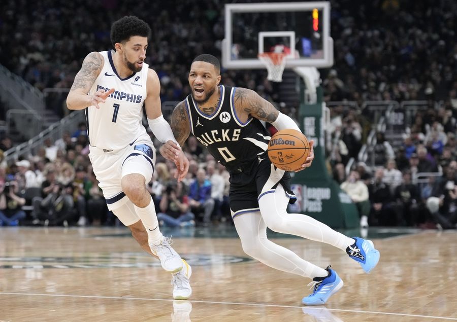NBA: Memphis Grizzlies at Milwaukee Bucks