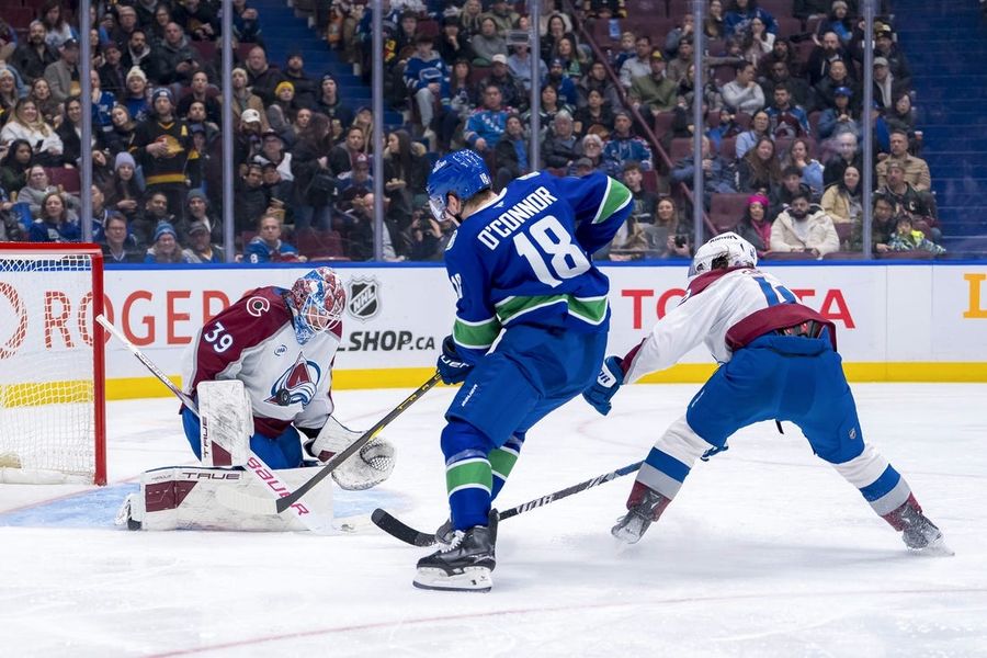NHL: Colorado Avalanche at Vancouver Canucks