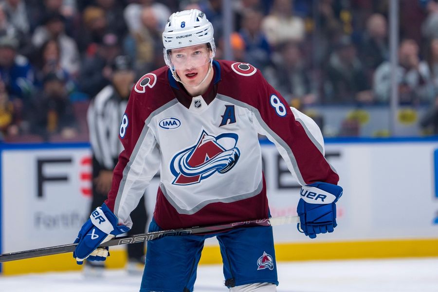 NHL: Colorado Avalanche at Vancouver Canucks