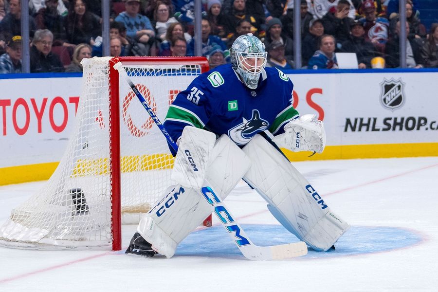 NHL: Colorado Avalanche at Vancouver Canucks