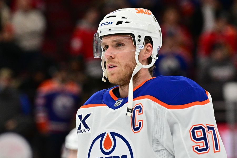 NHL: Edmonton Oilers at Chicago Blackhawks