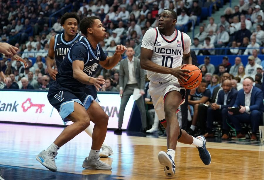 NCAA Basketball: Villanova at Connecticut