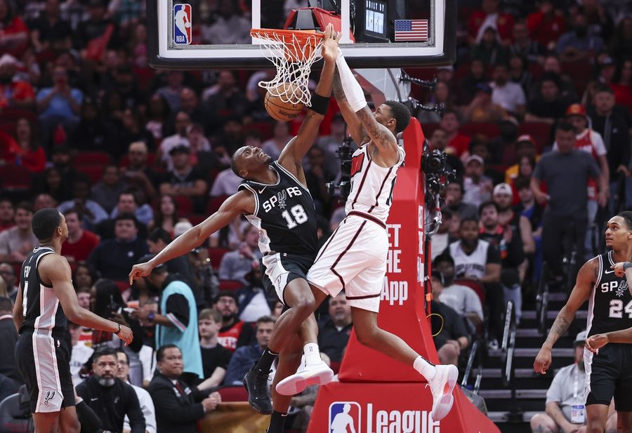 NBA: San Antonio Spurs at Houston Rockets