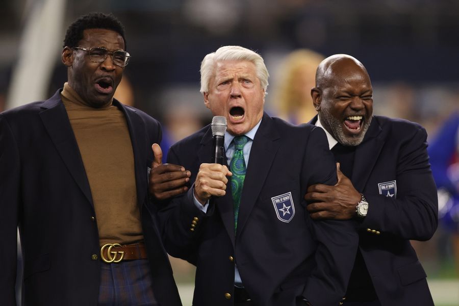 NFL: Detroit Lions at Dallas Cowboys