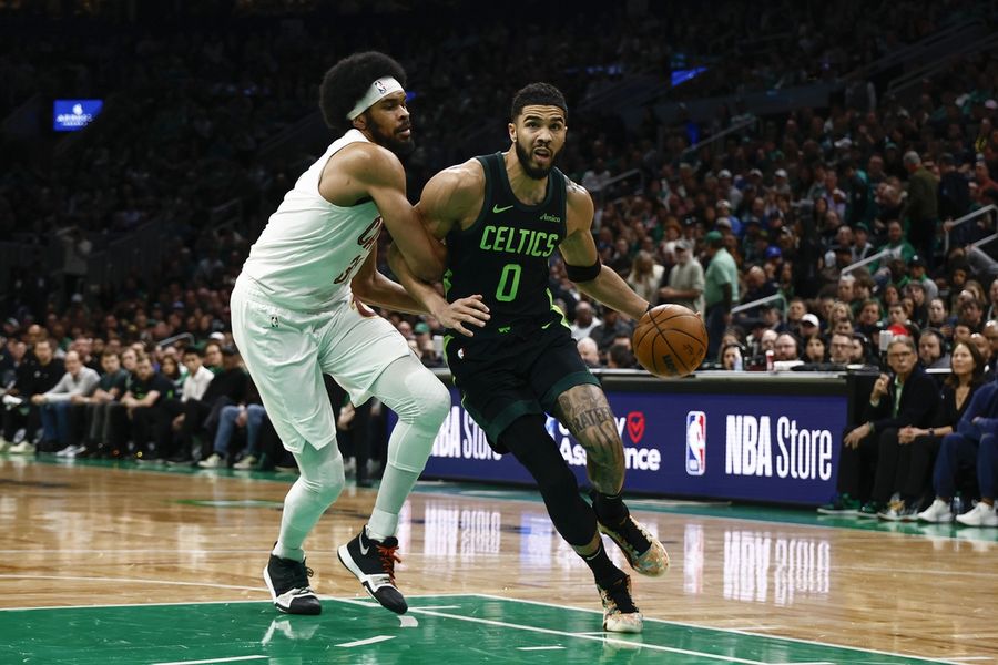 NBA: Cleveland Cavaliers at Boston Celtics