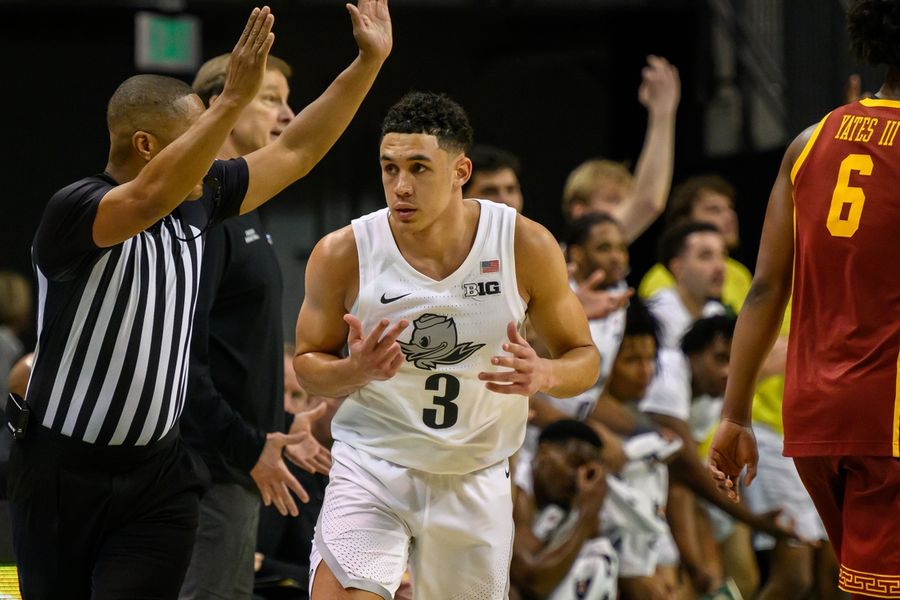 NCAA Basketball: Southern California at Oregon