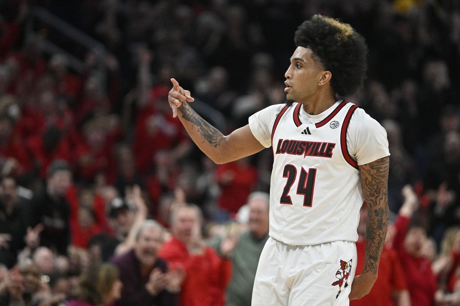NCAA Basketball: Pittsburgh at Louisville