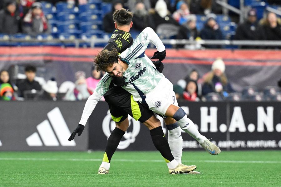 MLS: Columbus Crew at New England Revolution