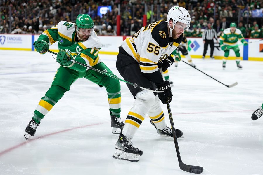 NHL: Boston Bruins at Minnesota Wild