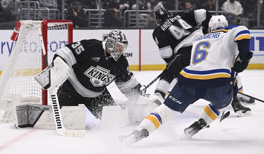 NHL: St. Louis Blues at Los Angeles Kings