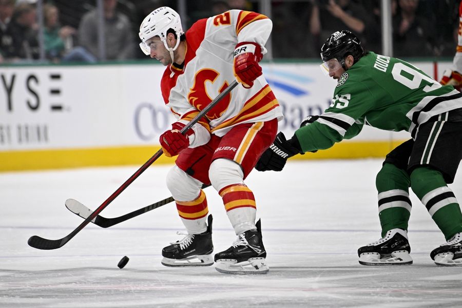 NHL: Calgary Flames at Dallas Stars
