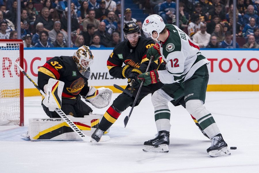 NHL: Minnesota Wild at Vancouver Canucks