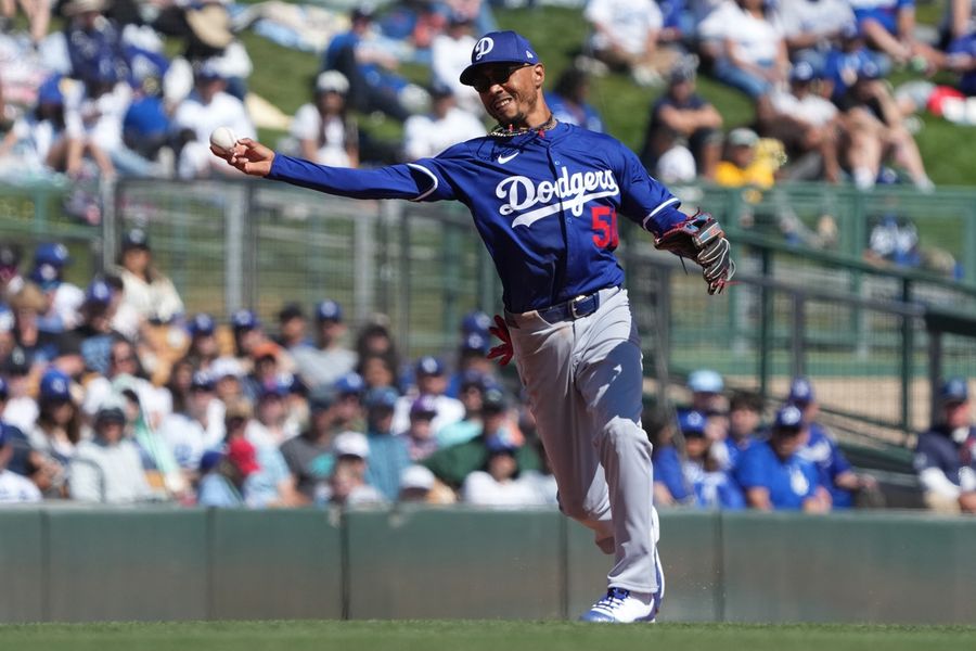 MLB: Spring Training-Los Angeles Dodgers at Chicago White Sox