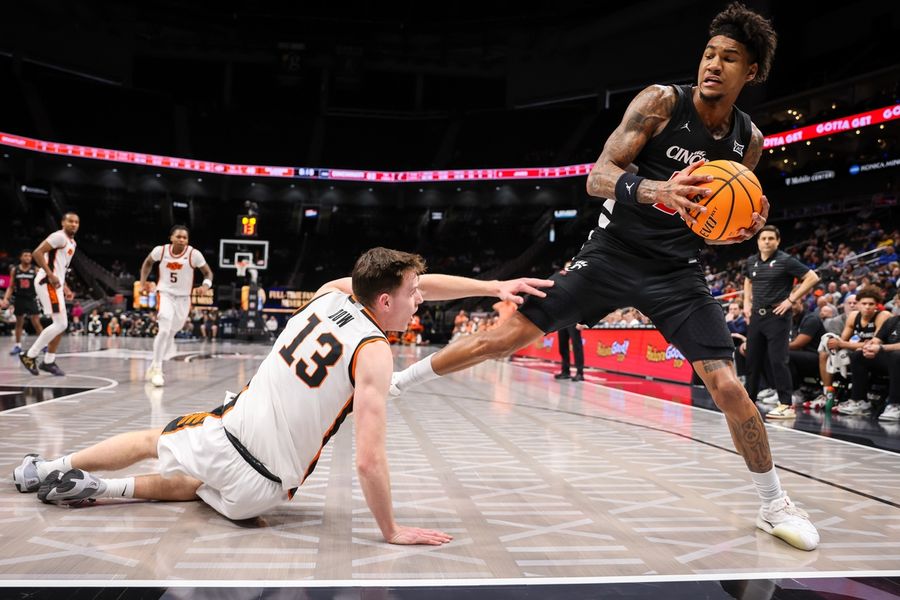 NCAA Basketball: Big 12 Conference Tournament First Round - Cincinnati vs Oklahoma State