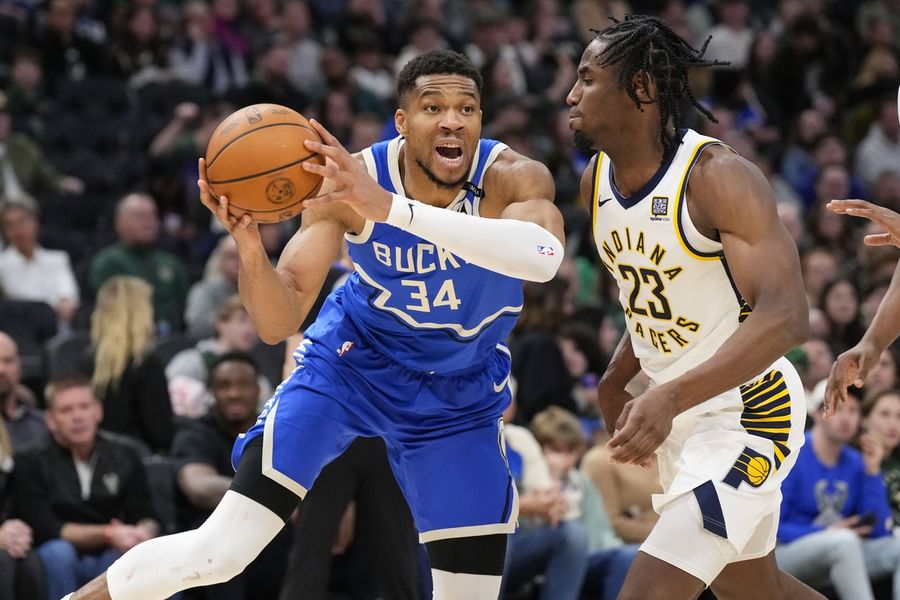 NBA: Indiana Pacers at Milwaukee Bucks