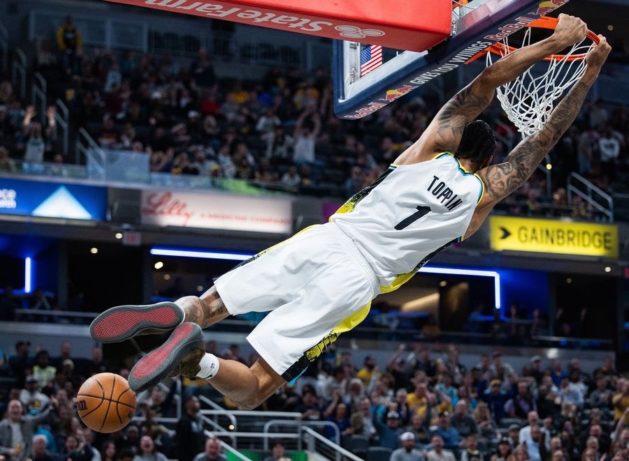 NBA: Charlotte Hornets at Indiana Pacers