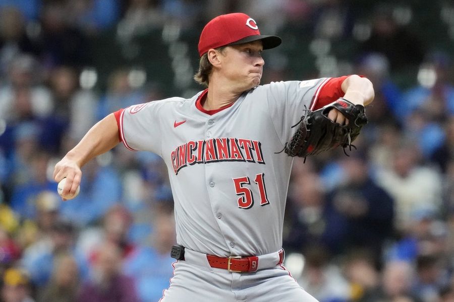 MLB: Cincinnati Reds at Milwaukee Brewers