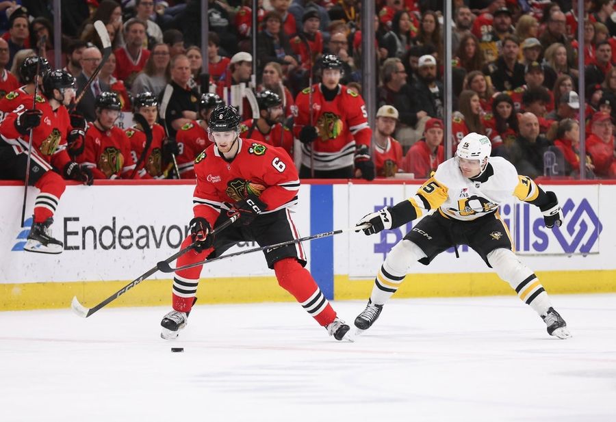 NHL: Pittsburgh Penguins at Chicago Blackhawks