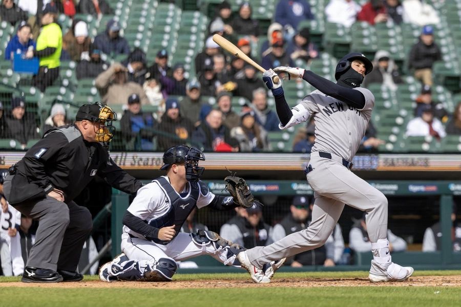 MLB: New York Yankees at Detroit Tigers