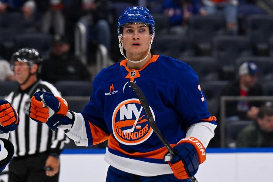 NHL: New York Rangers at New York Islanders
