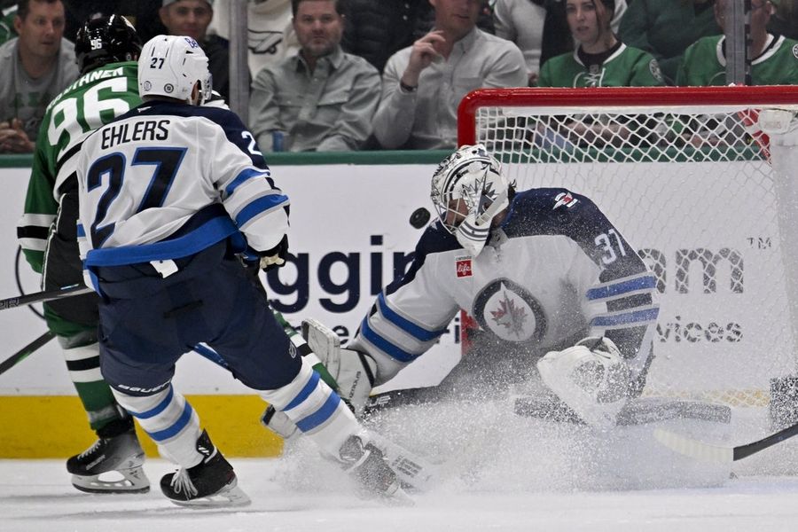 NHL: Winnipeg Jets at Dallas Stars