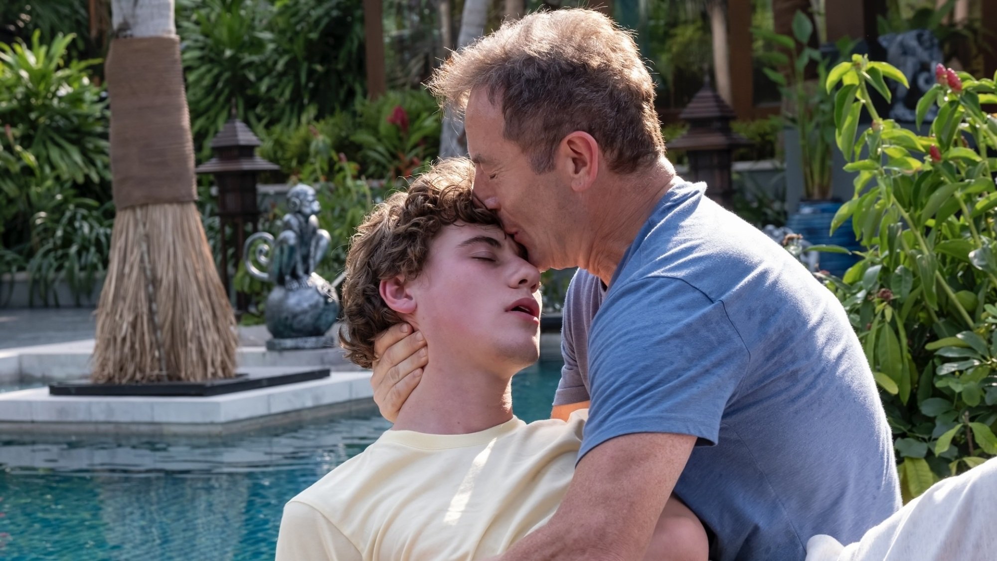 Sam Nivola and Jason Isaacs in "The White Lotus."