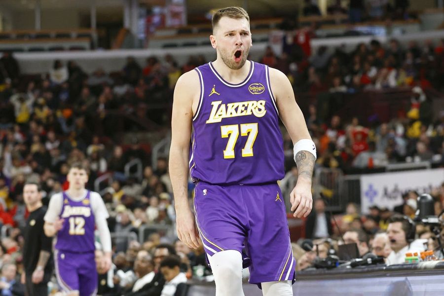 NBA: Los Angeles Lakers at Chicago Bulls