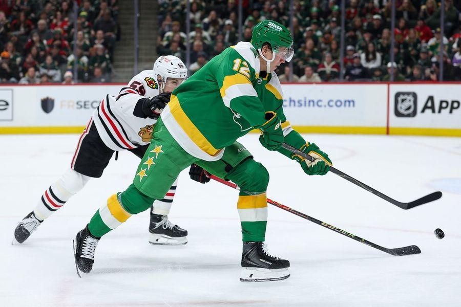 NHL: Chicago Blackhawks at Minnesota Wild