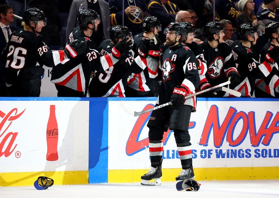 NHL: Los Angeles Kings at Buffalo Sabres