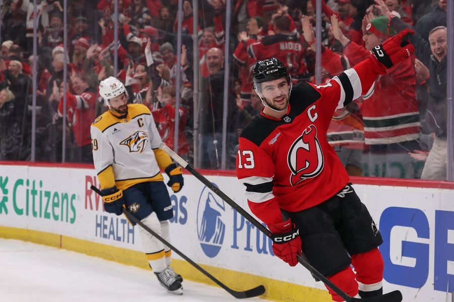 NHL: Nashville Predators at New Jersey Devils