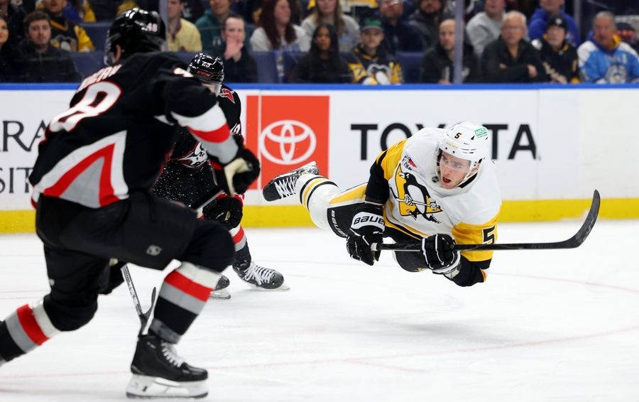 NHL: Pittsburgh Penguins at Buffalo Sabres